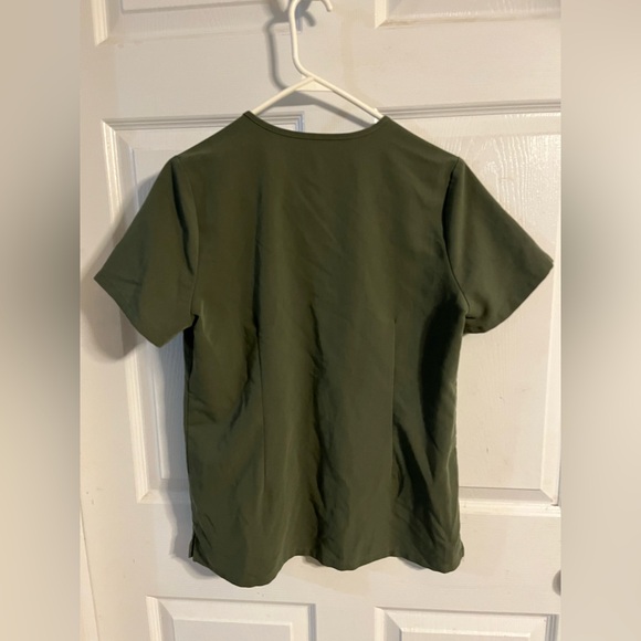 Figs Women’s Olive Short Sleeve Tee - Picture 2 of 3
